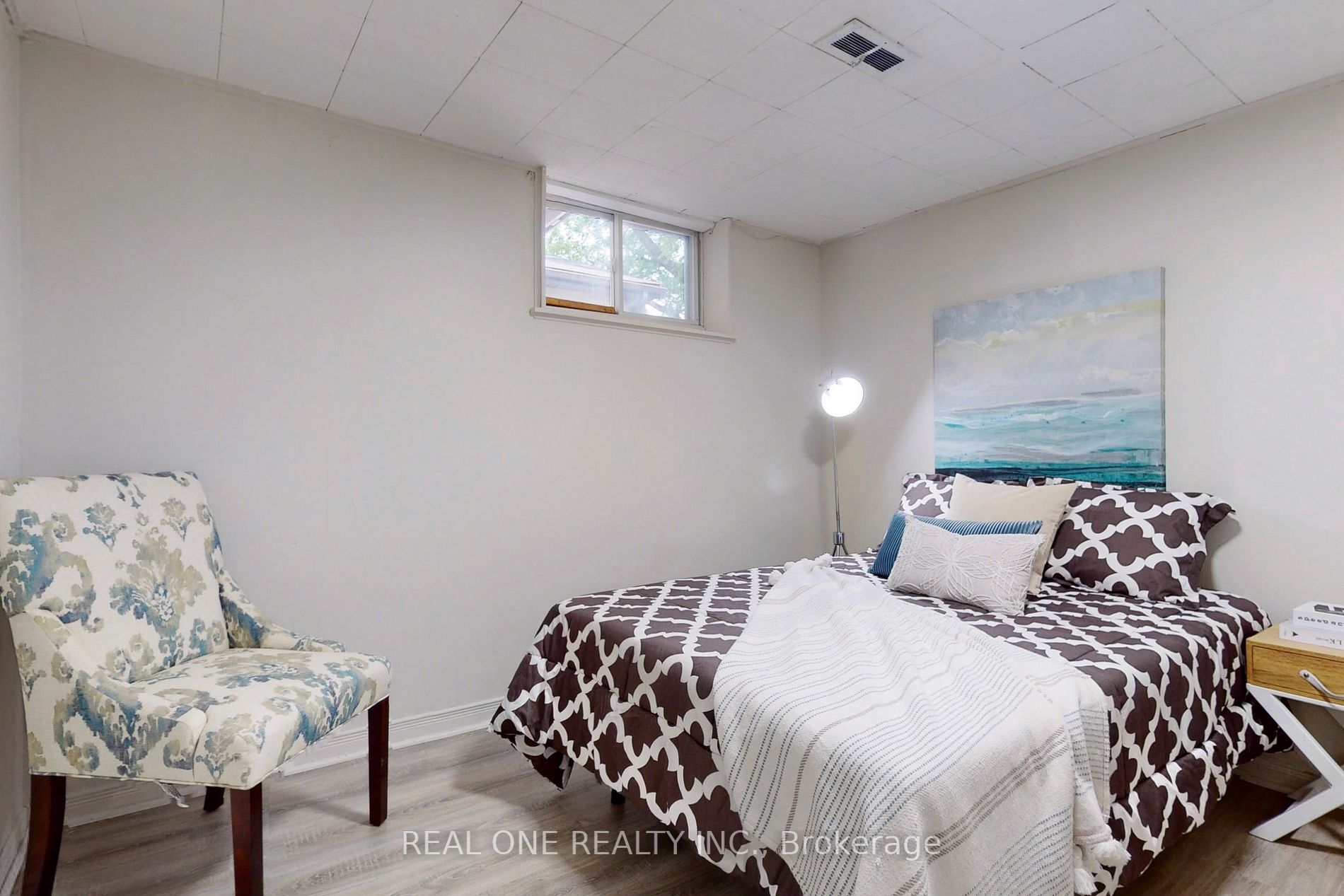 105 Aurora Heights Dr
