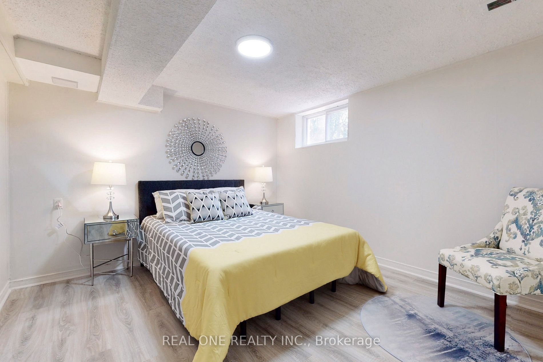 105 Aurora Heights Dr