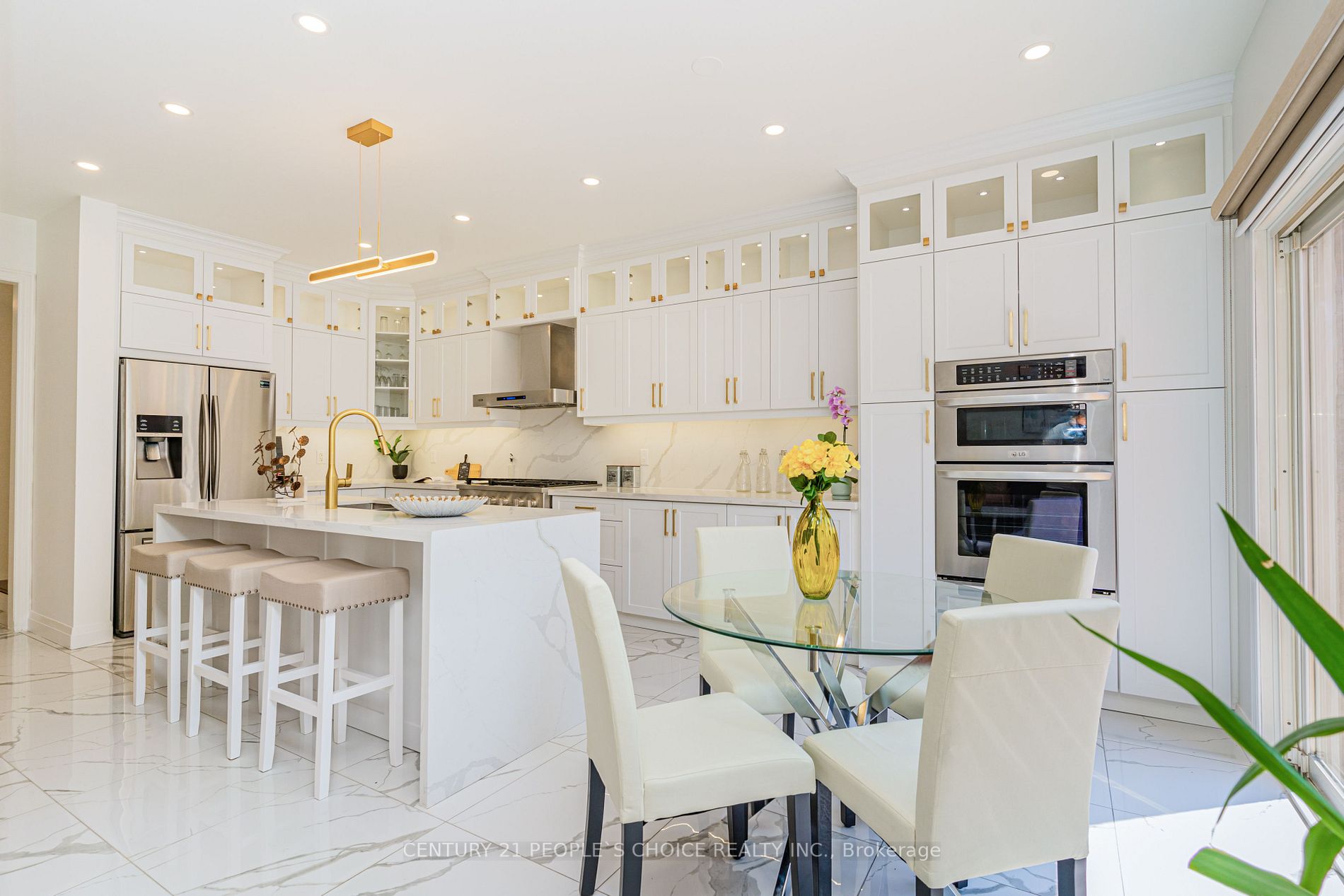 87 Serene Way