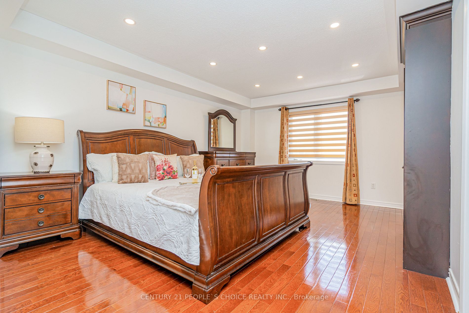 87 Serene Way