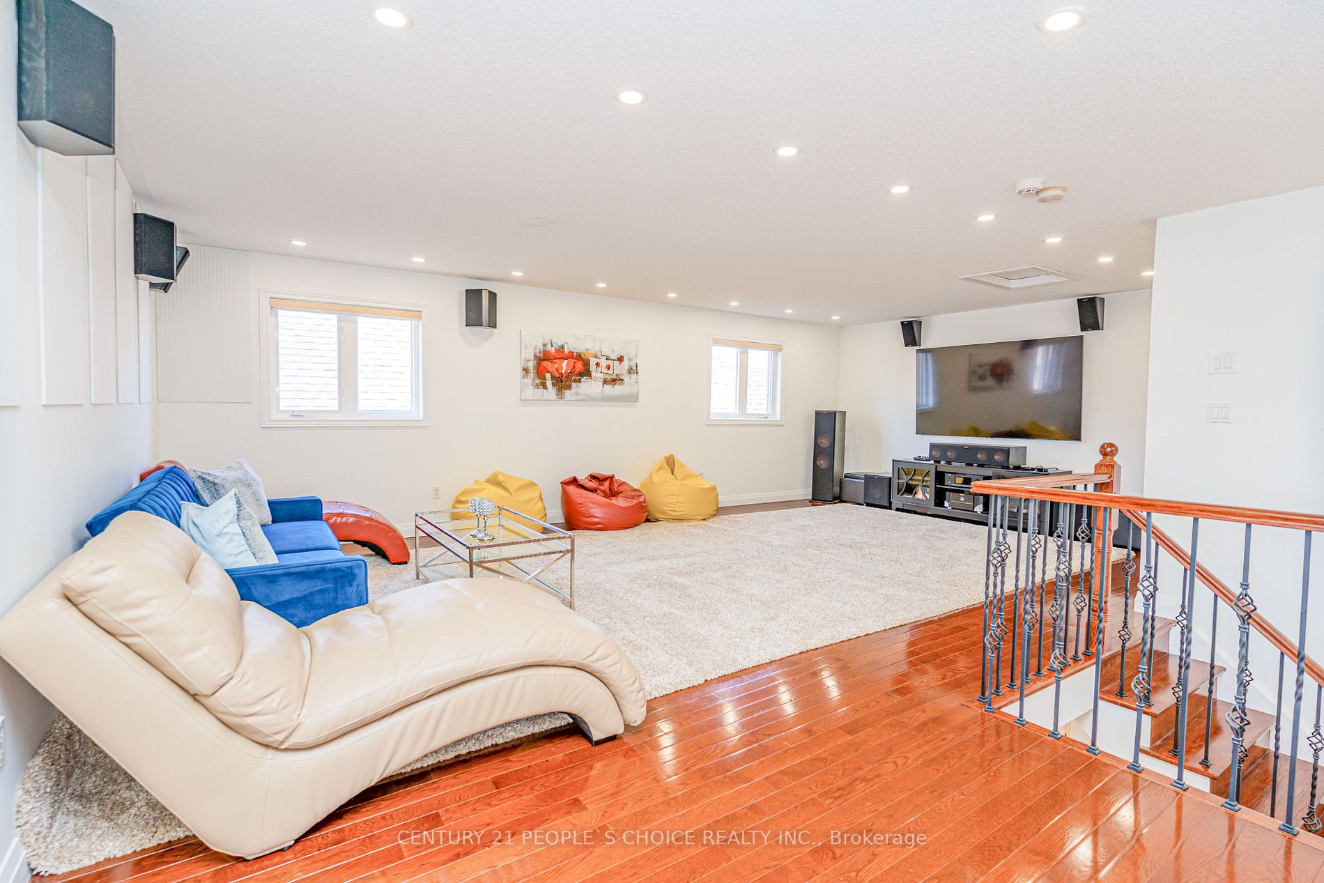 87 Serene Way