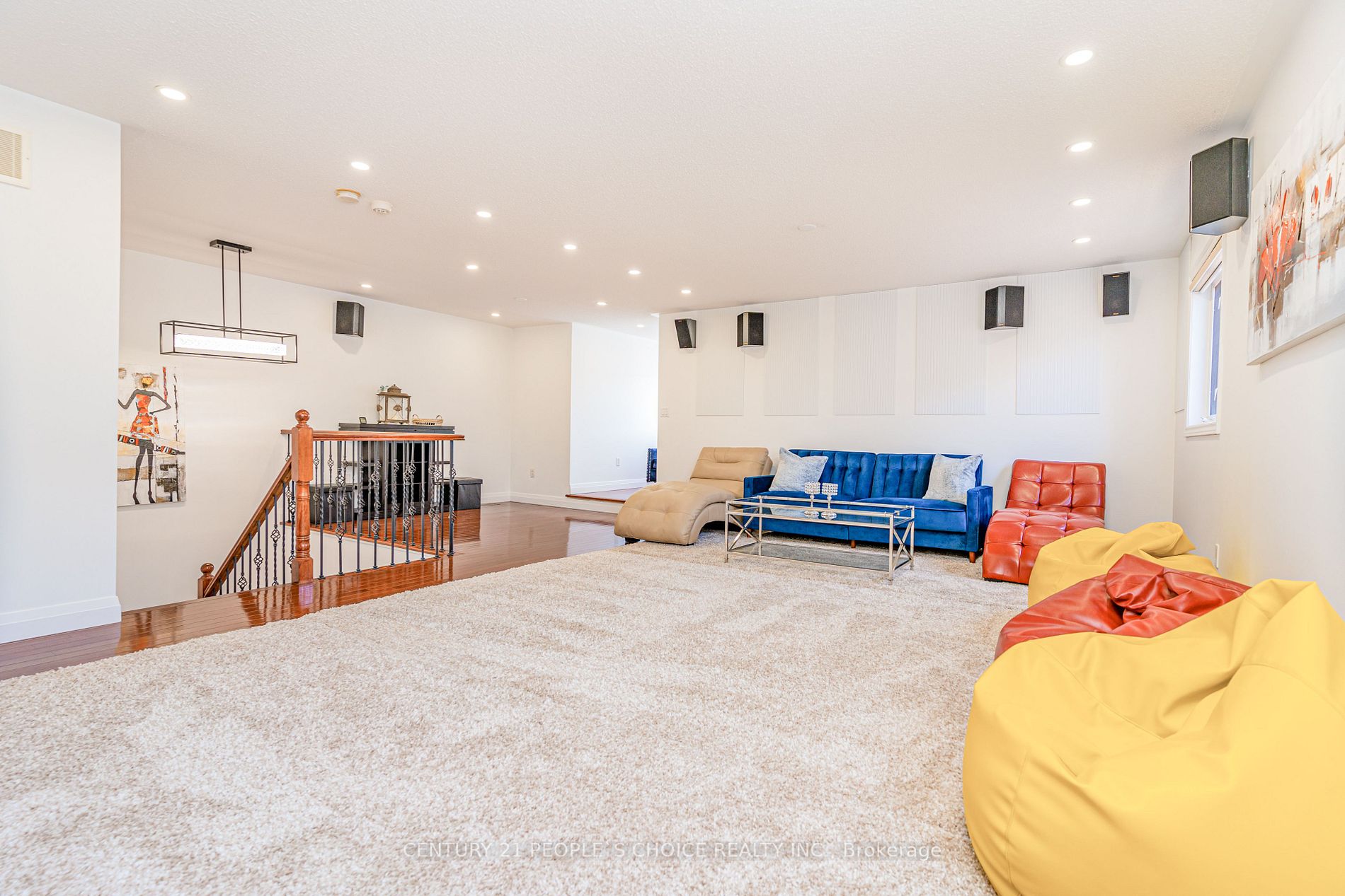 87 Serene Way