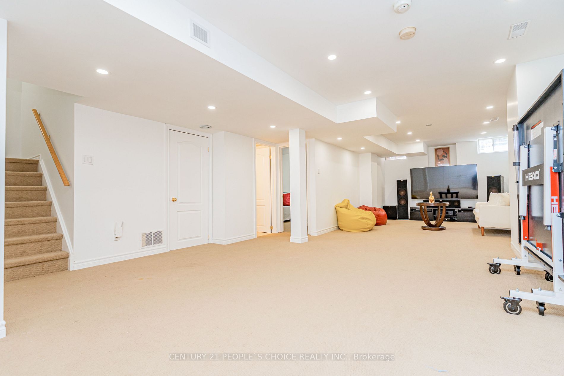 87 Serene Way