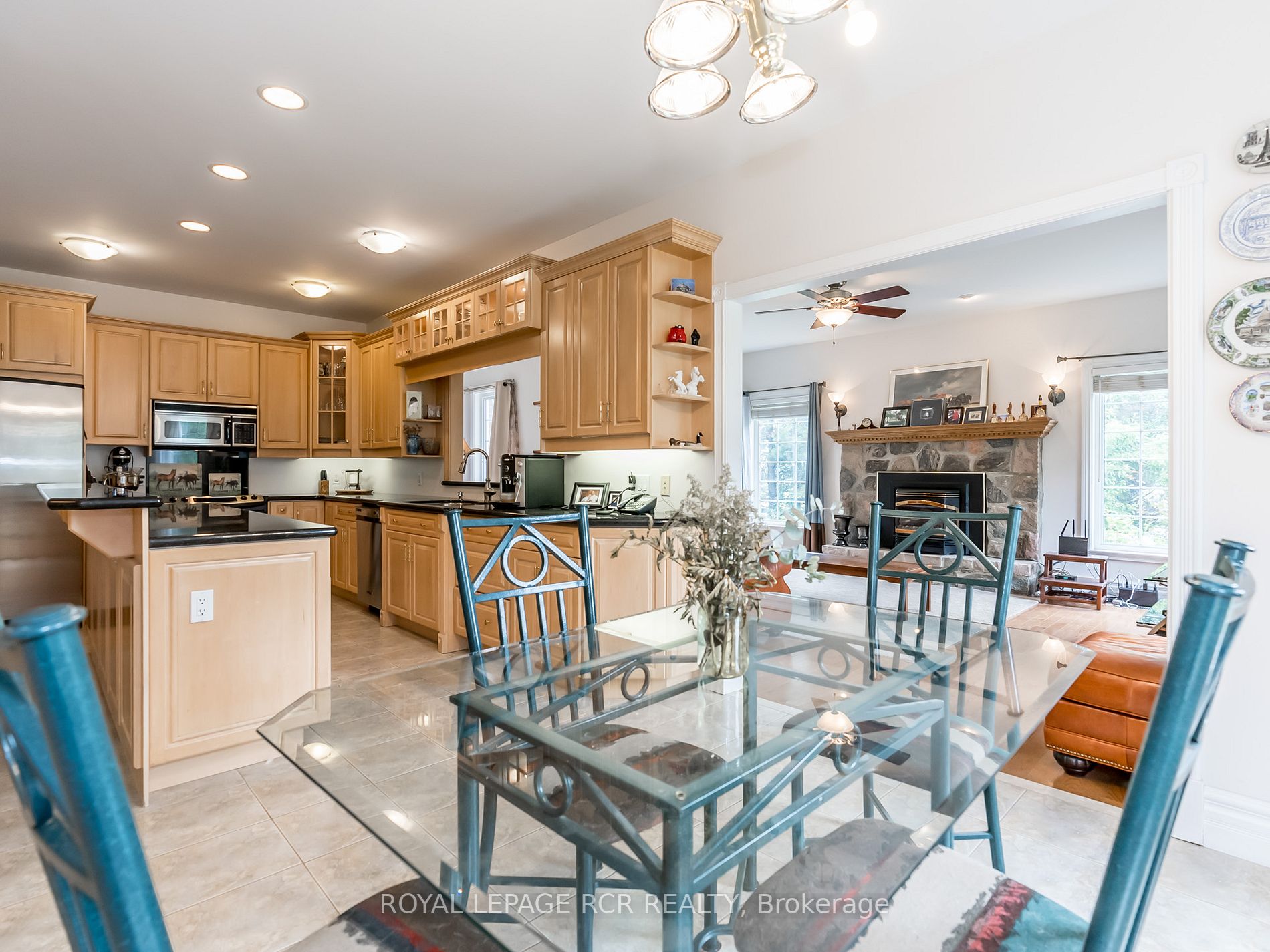 8280 Concession 4 Rd