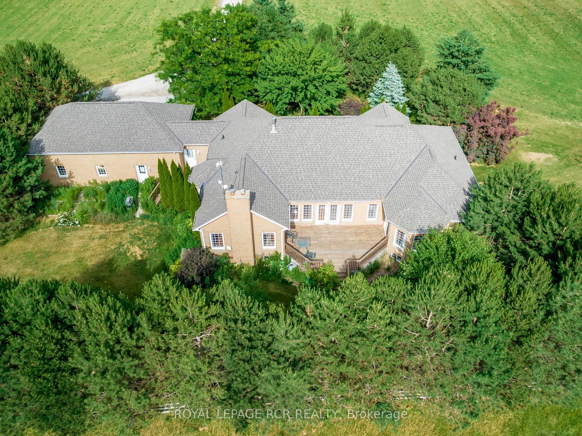 8280 Concession 4 Rd