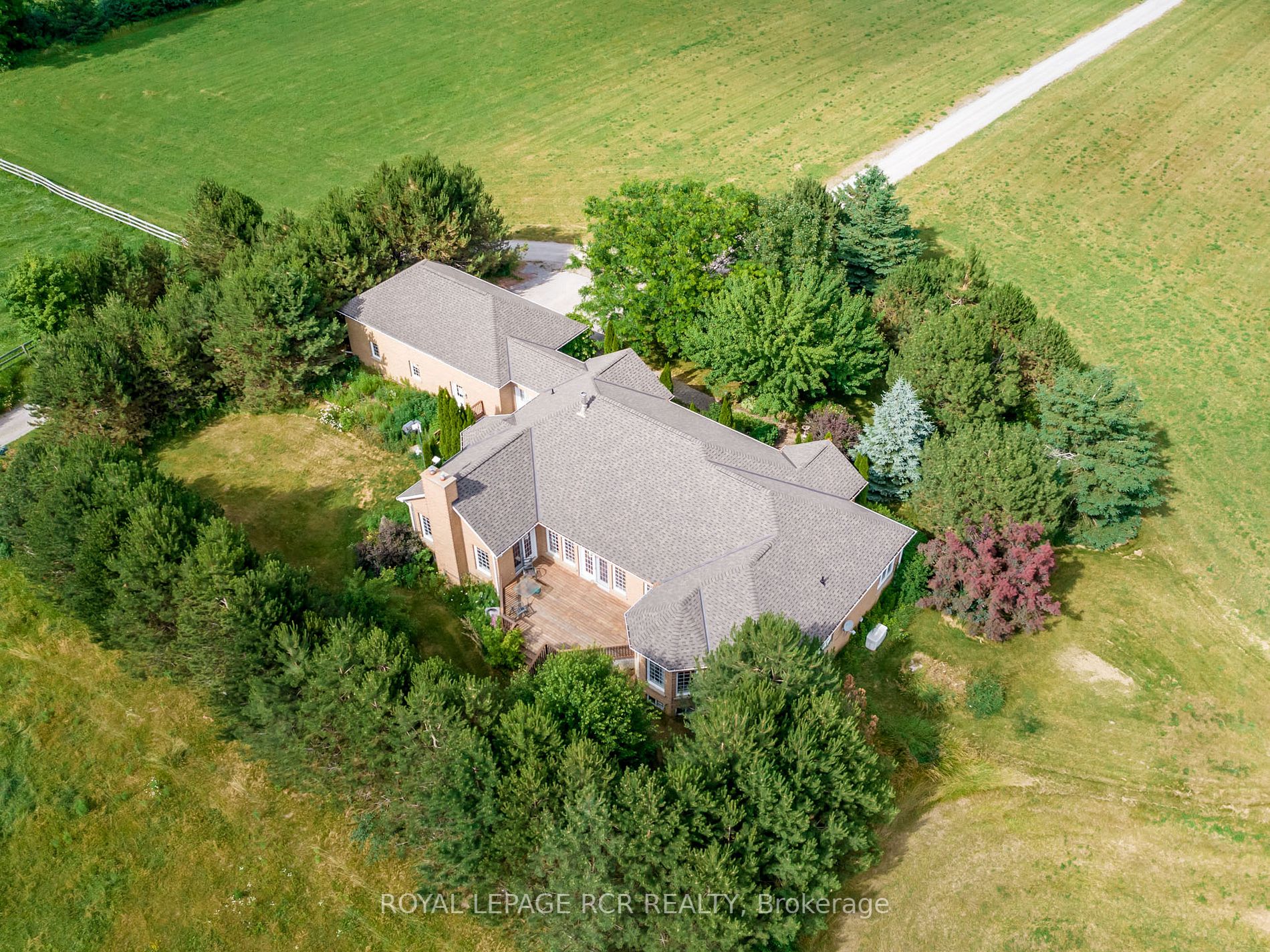 8280 Concession 4 Rd