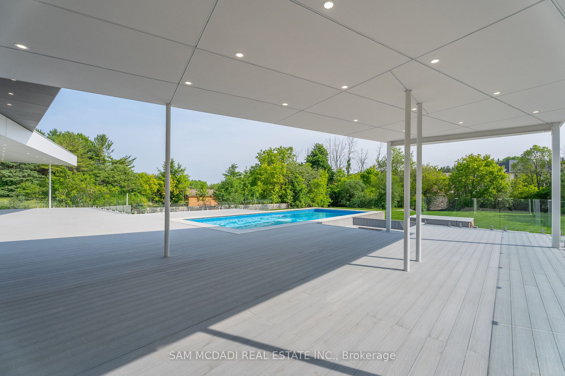 23 Hunters Glen Rd