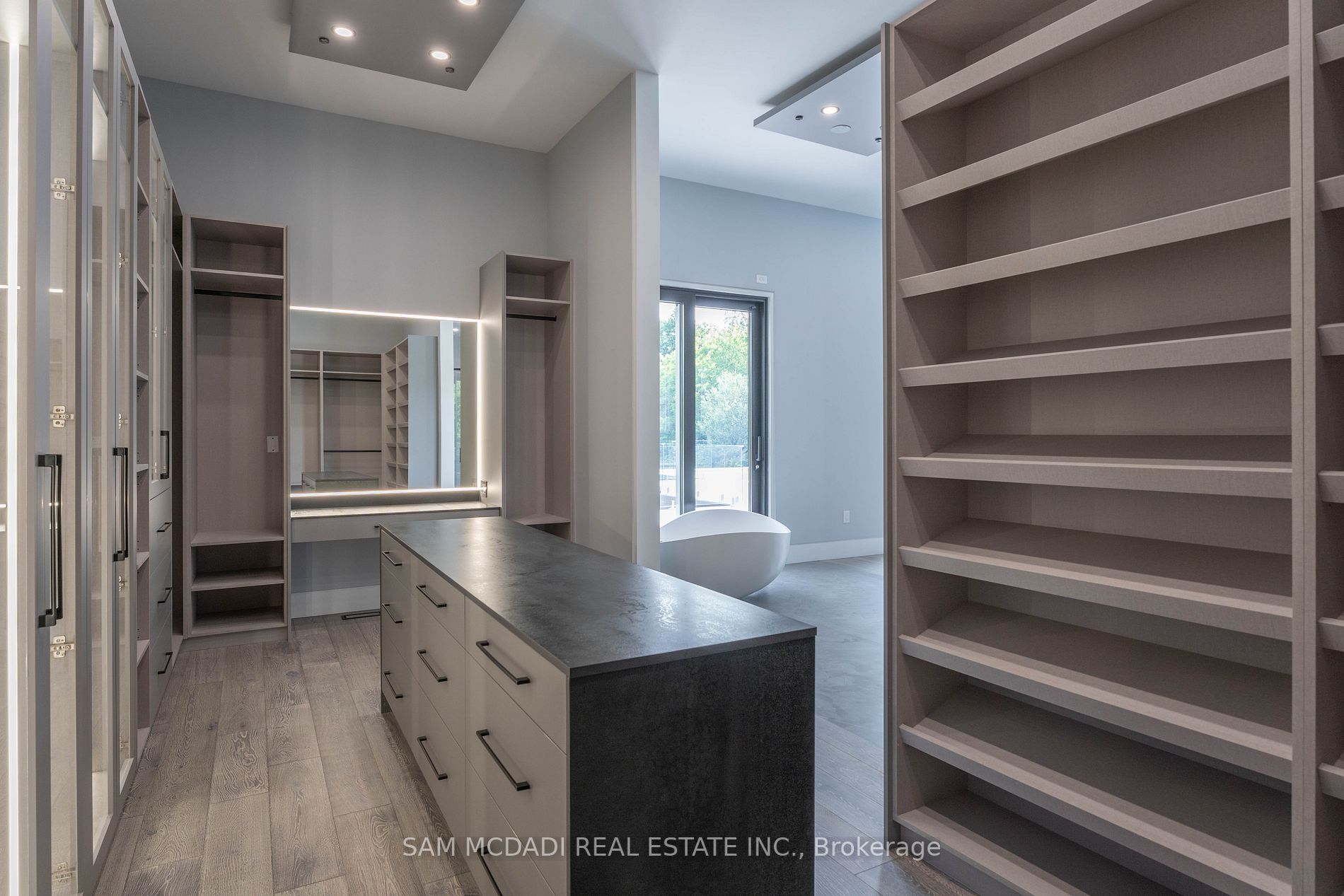 23 Hunters Glen Rd