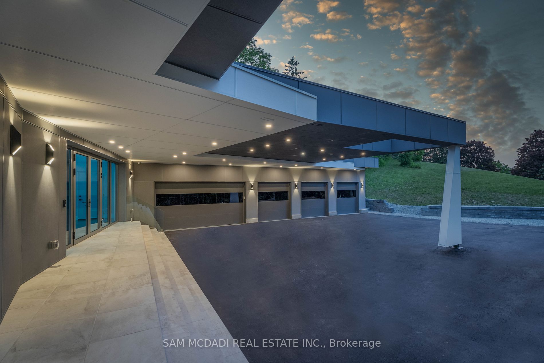 23 Hunters Glen Rd