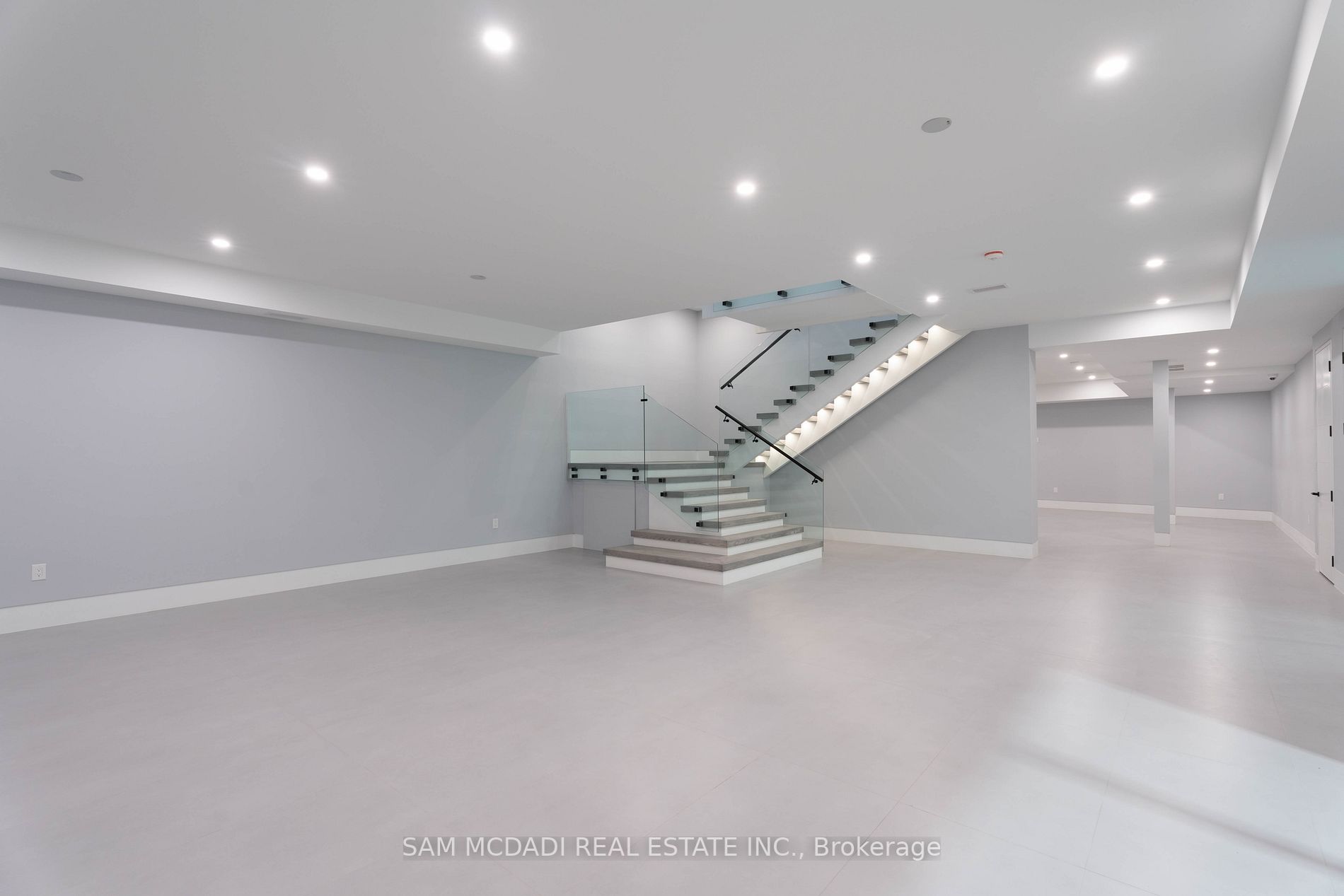 23 Hunters Glen Rd