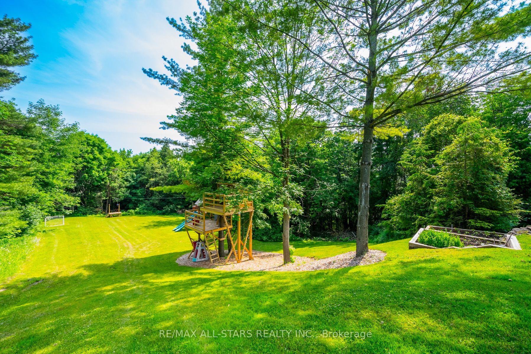 15 Earl Cook Dr