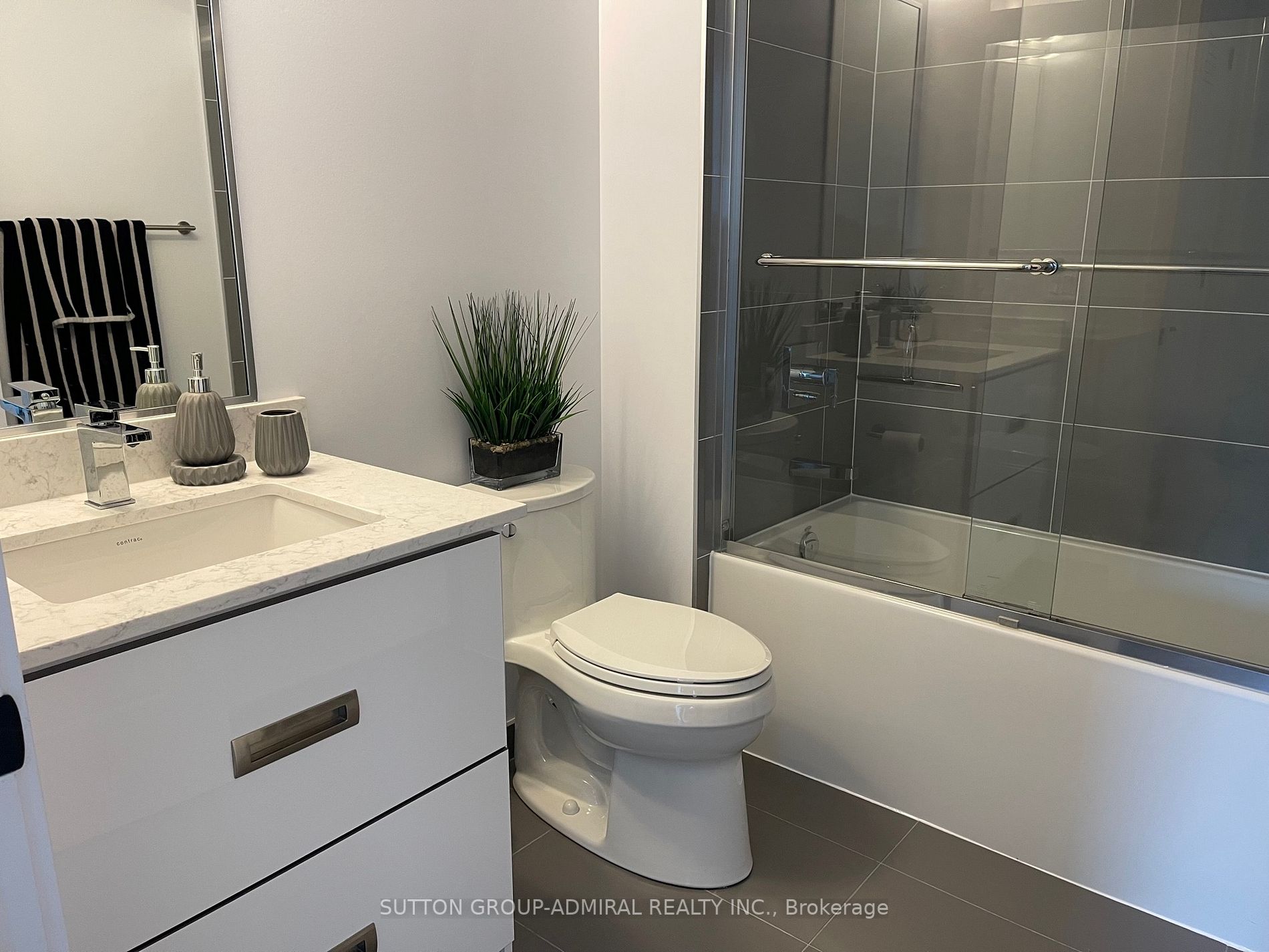 415 Sea Ray Ave, #301