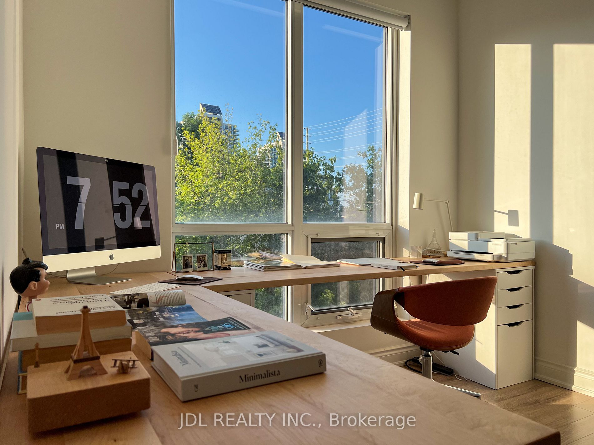 9090 Yonge St, #202B