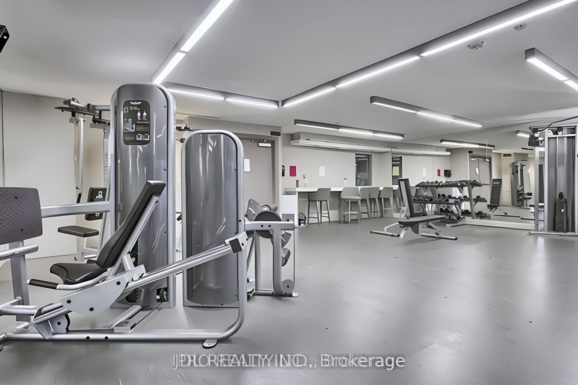 9090 Yonge St, #202B