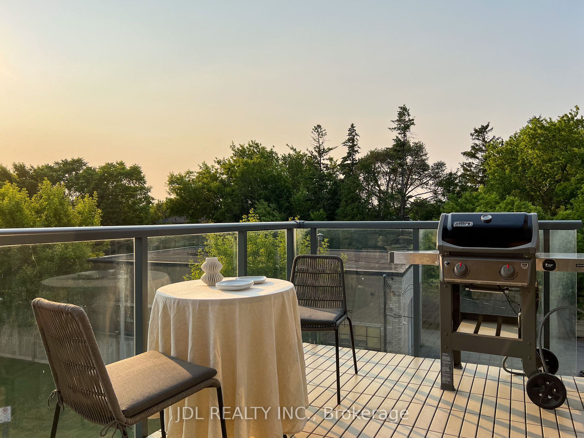 9090 Yonge St, #202B