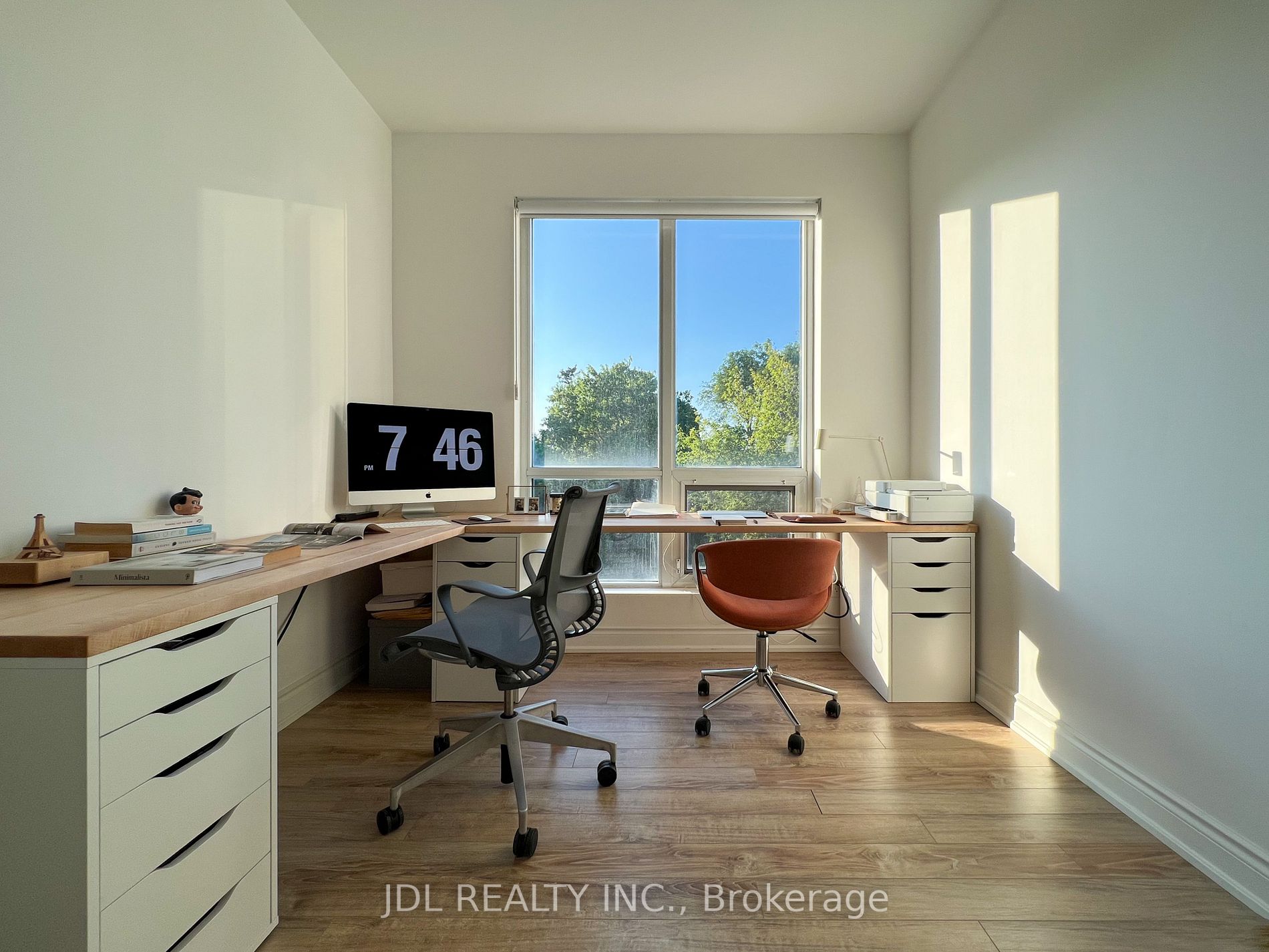 9090 Yonge St, #202B