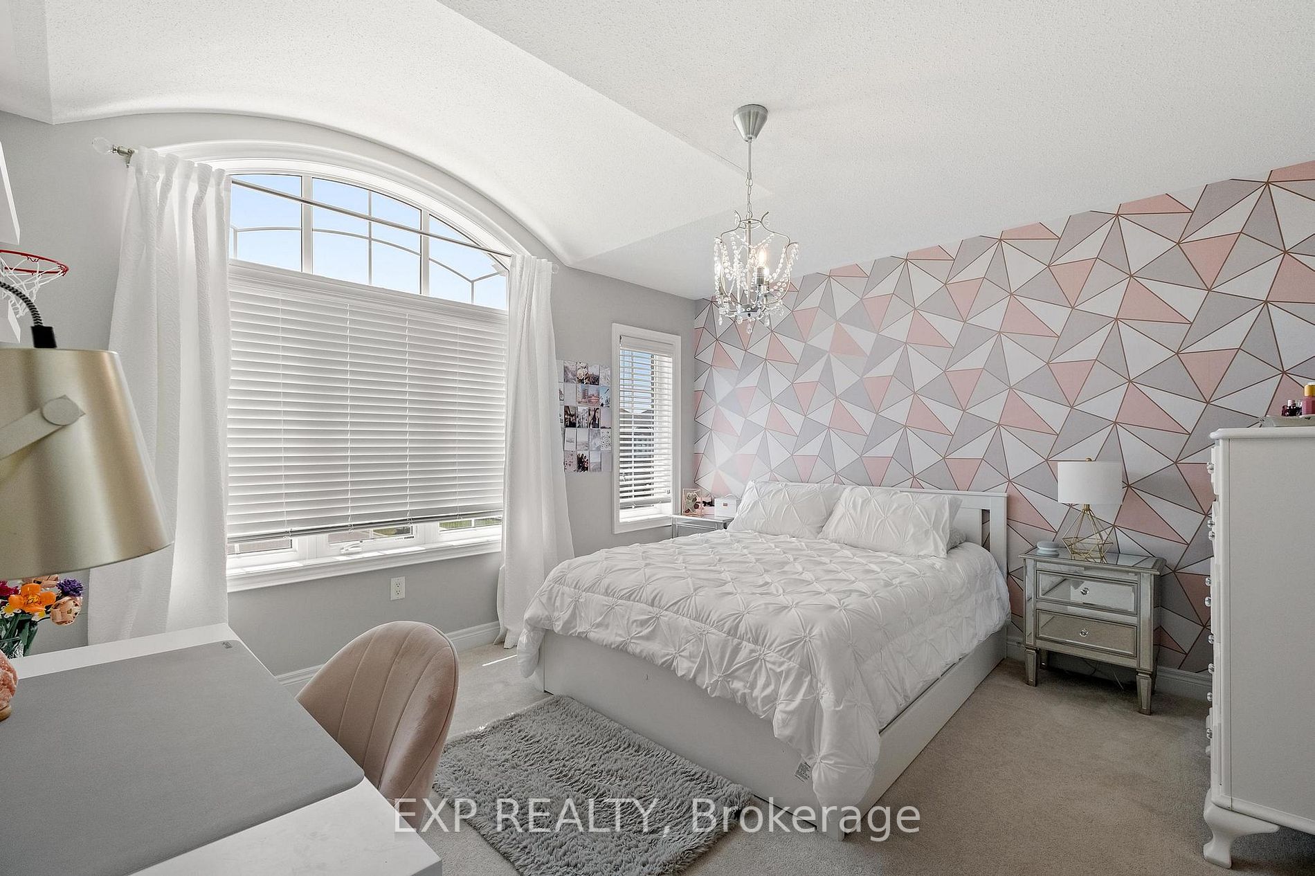 722 West Park Ave