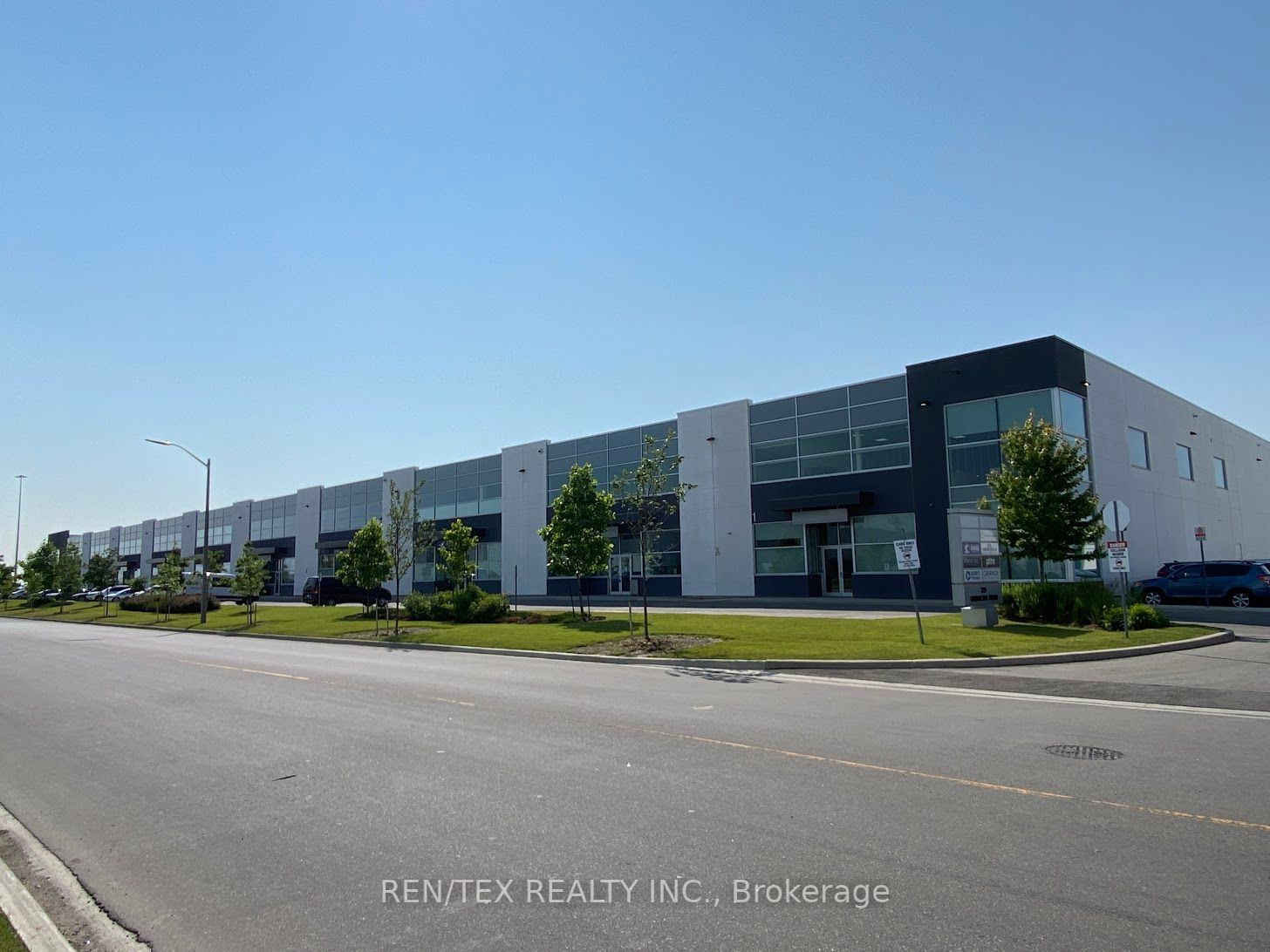 225 Gibraltar Rd, #2
