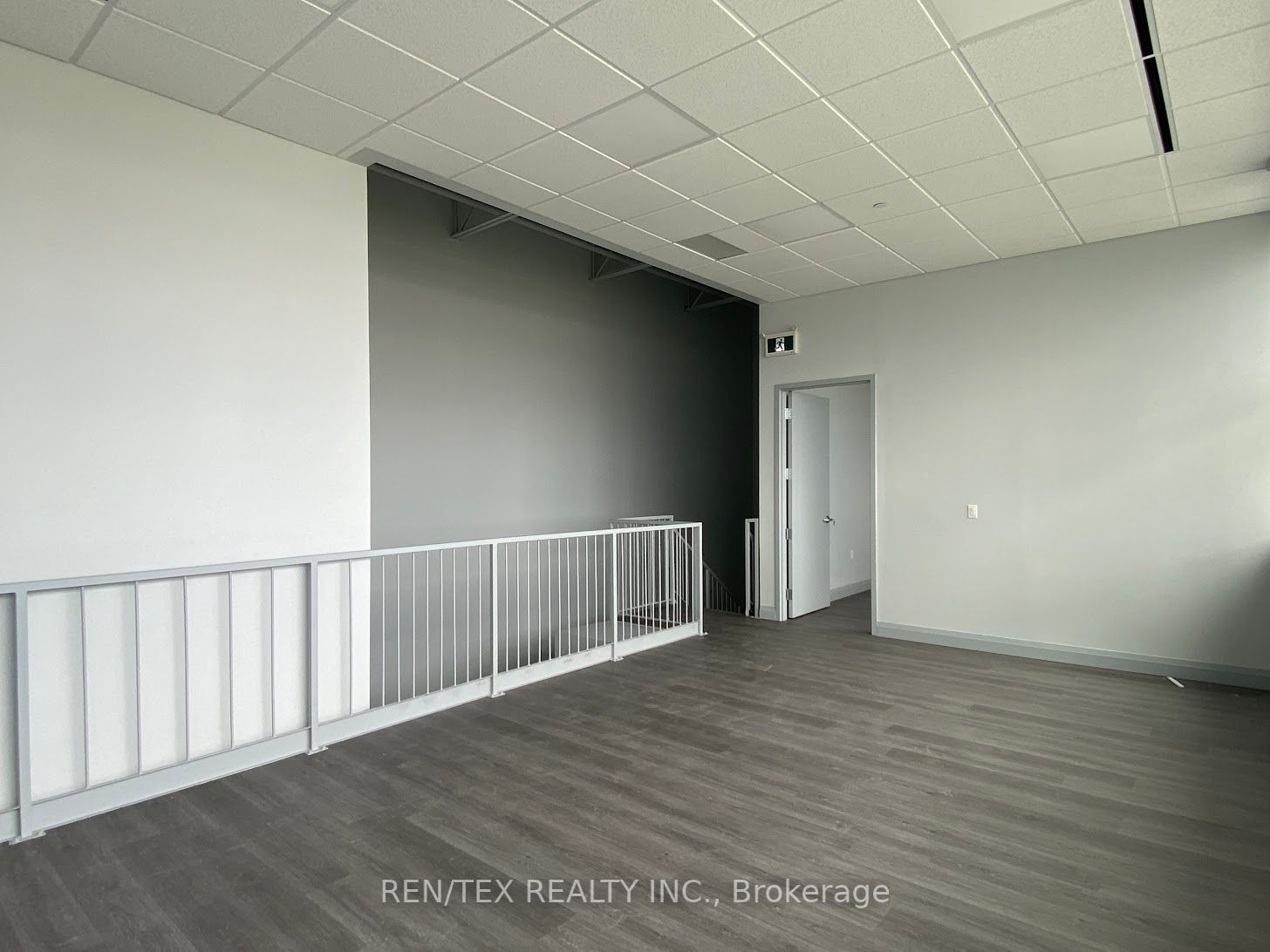 225 Gibraltar Rd, #2