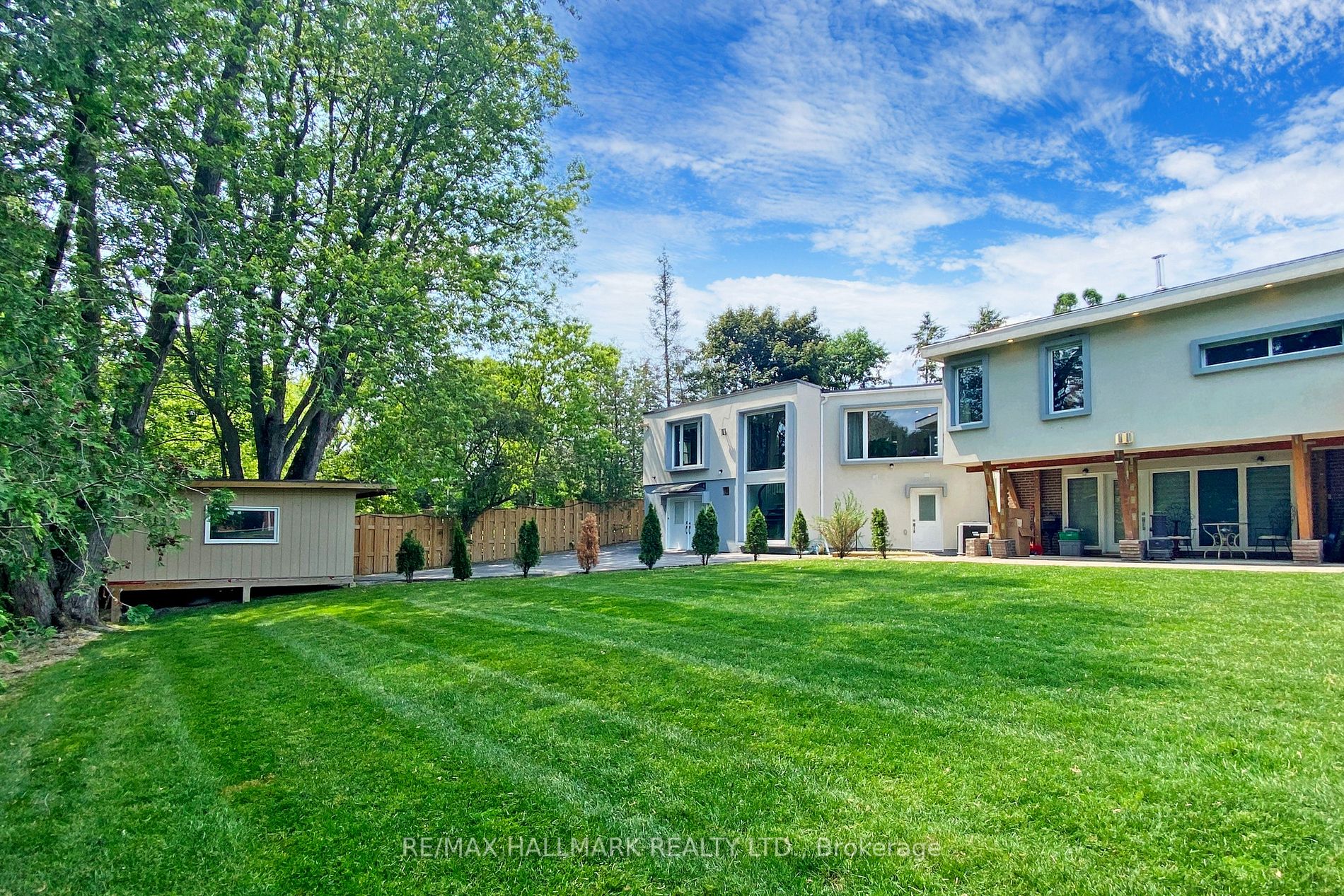 115 Lynwood Cres