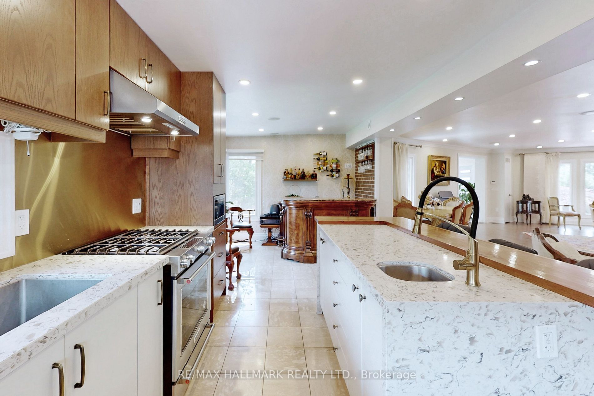 115 Lynwood Cres