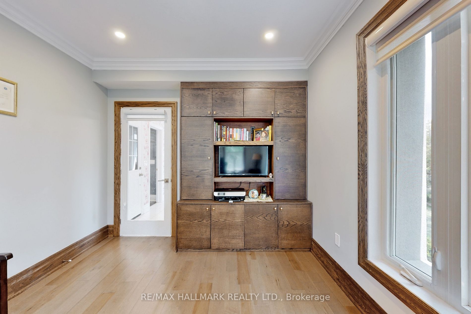 115 Lynwood Cres