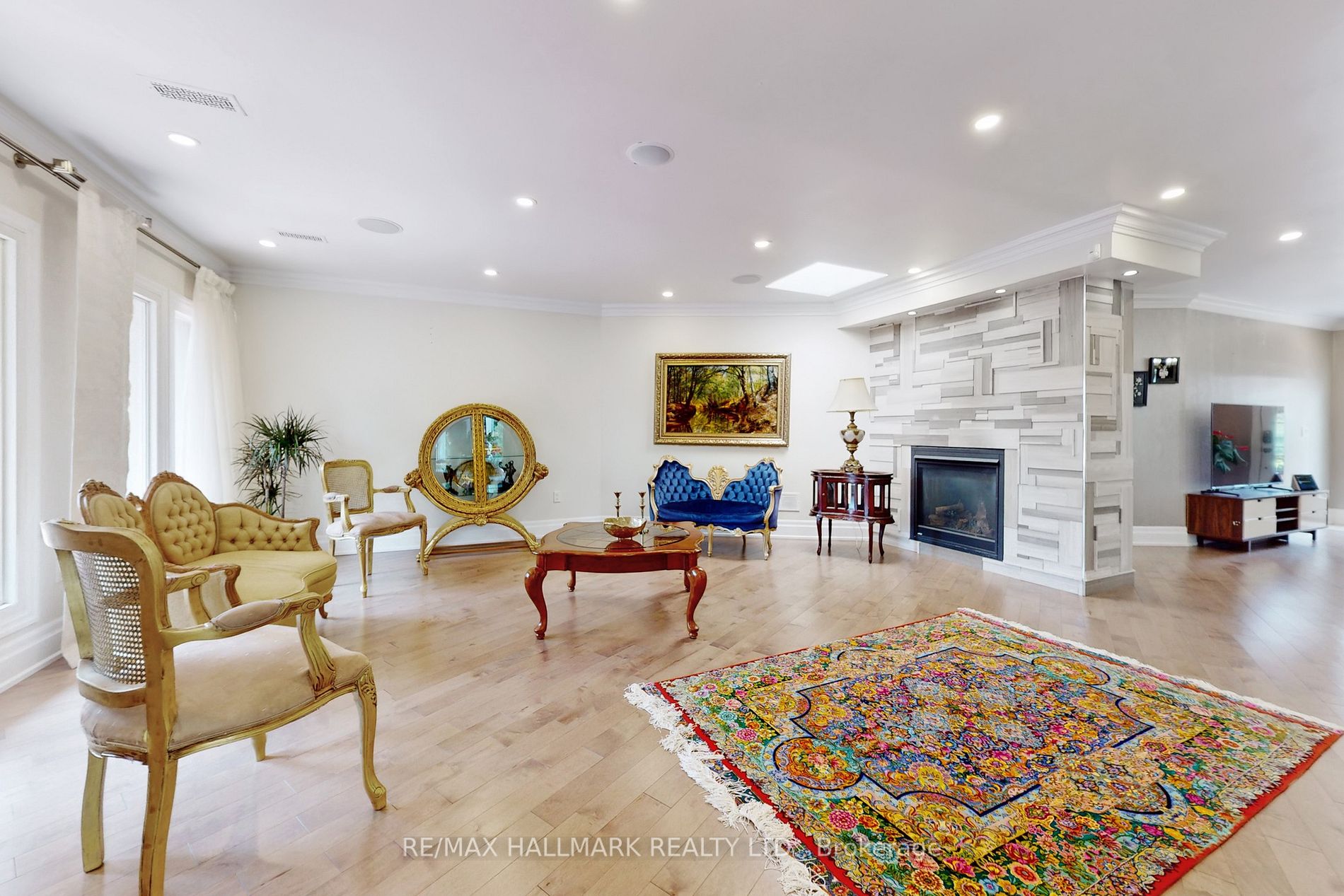 115 Lynwood Cres