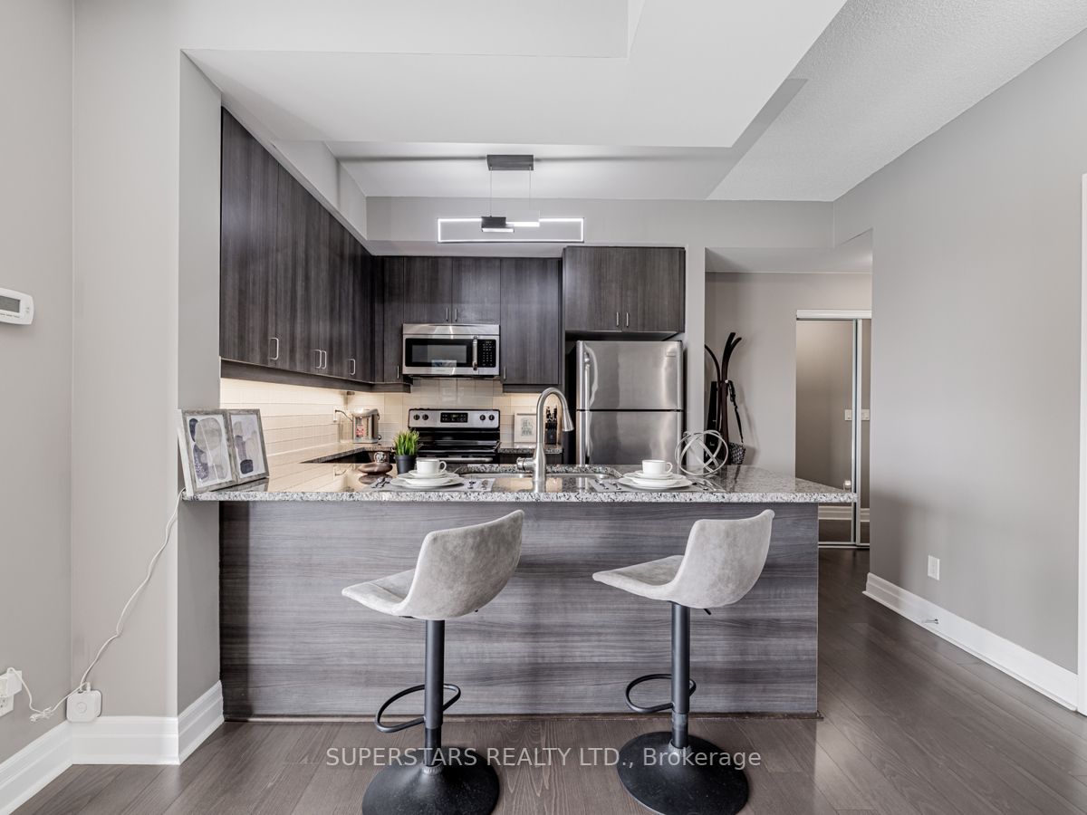 8110 BIRCHMOUNT Road, #522