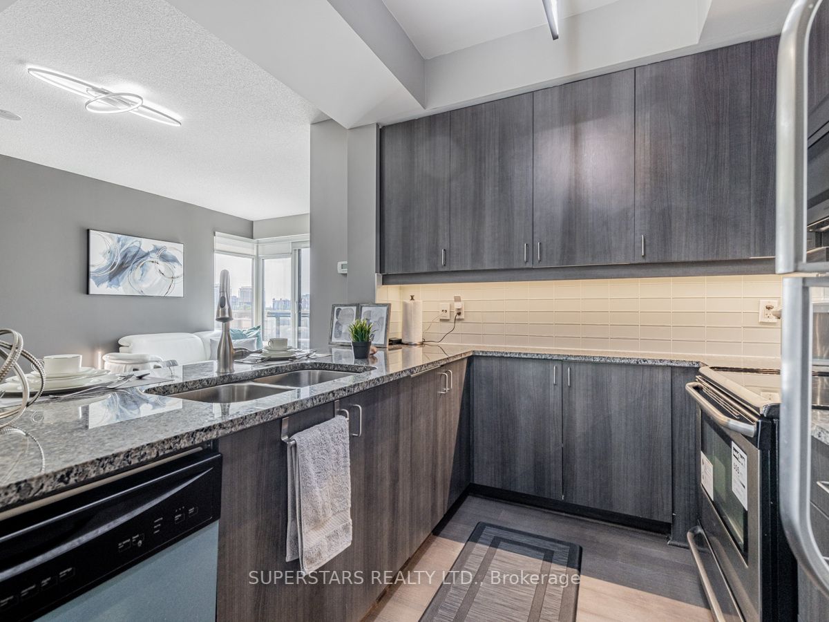 8110 BIRCHMOUNT Road, #522