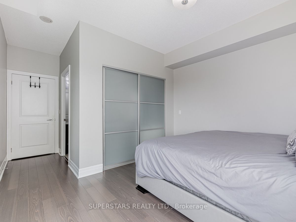 8110 BIRCHMOUNT Road, #522