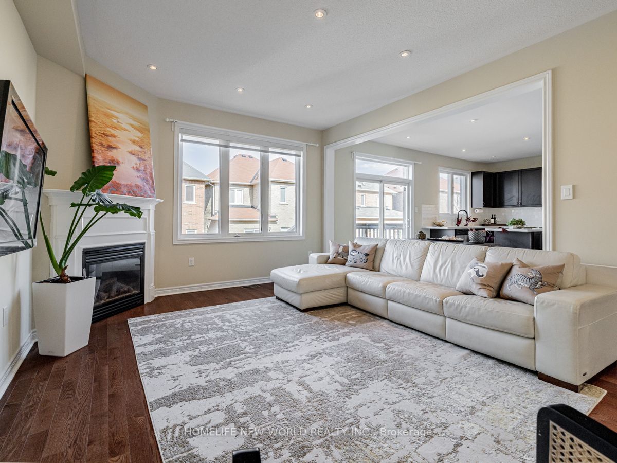 44 Dame Gruev Dr