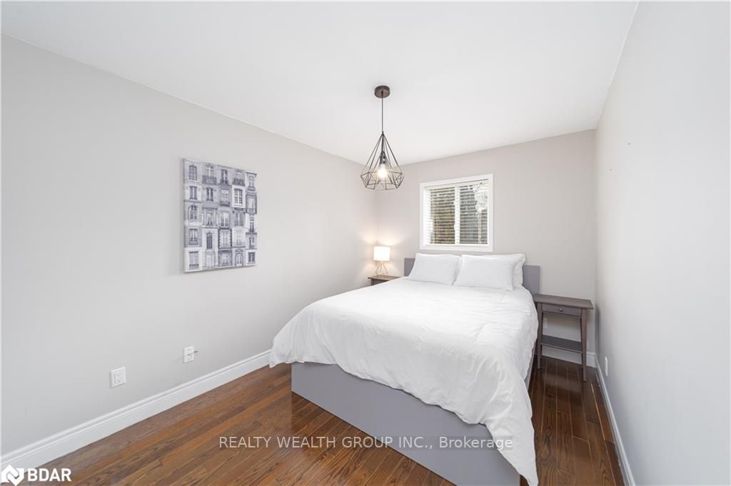 2282 Crystal Beach Rd