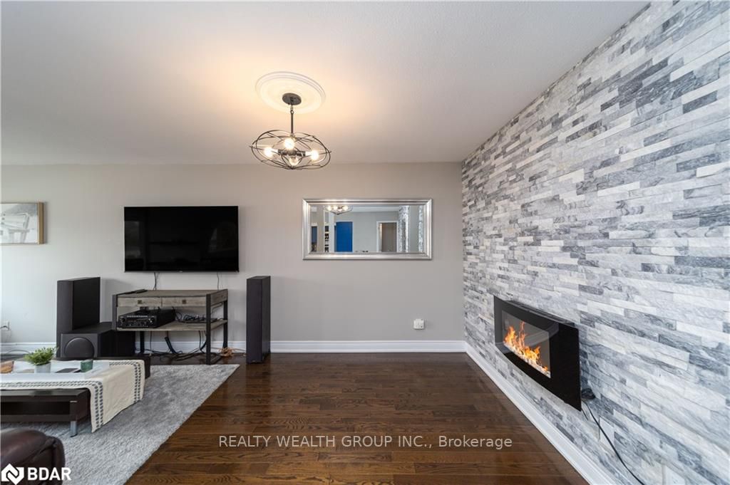 2282 Crystal Beach Rd