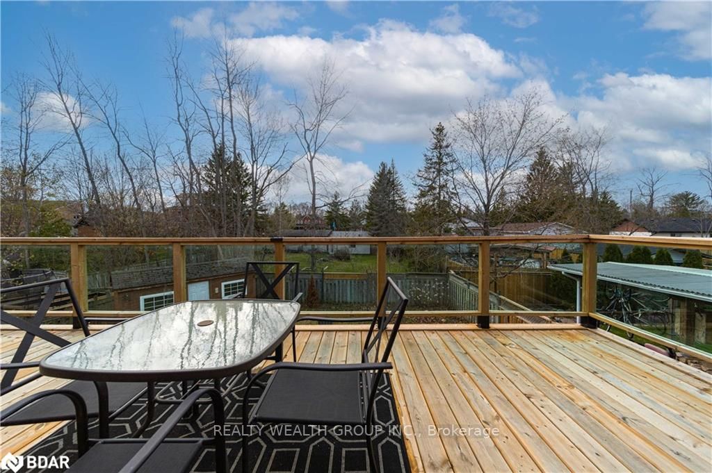 2282 Crystal Beach Rd