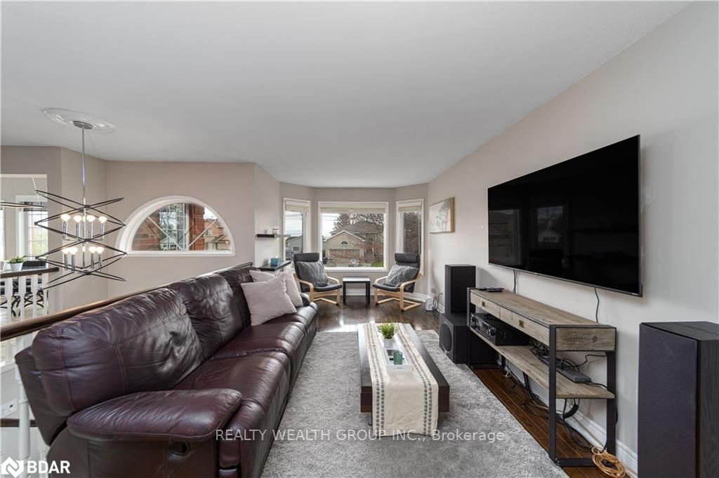2282 Crystal Beach Rd