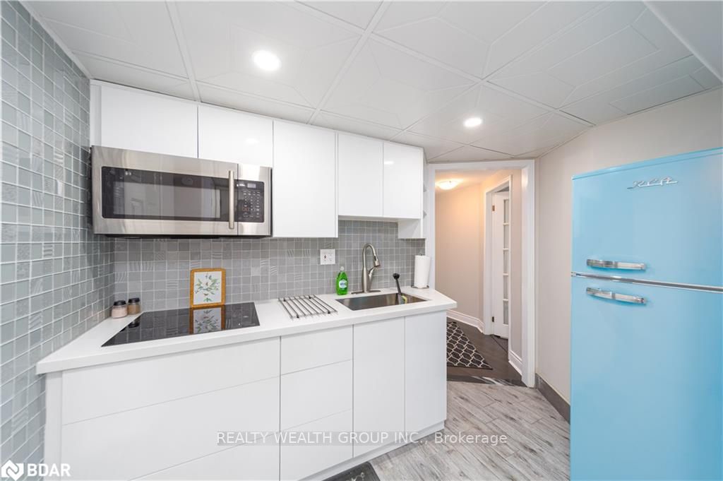 2282 Crystal Beach Rd