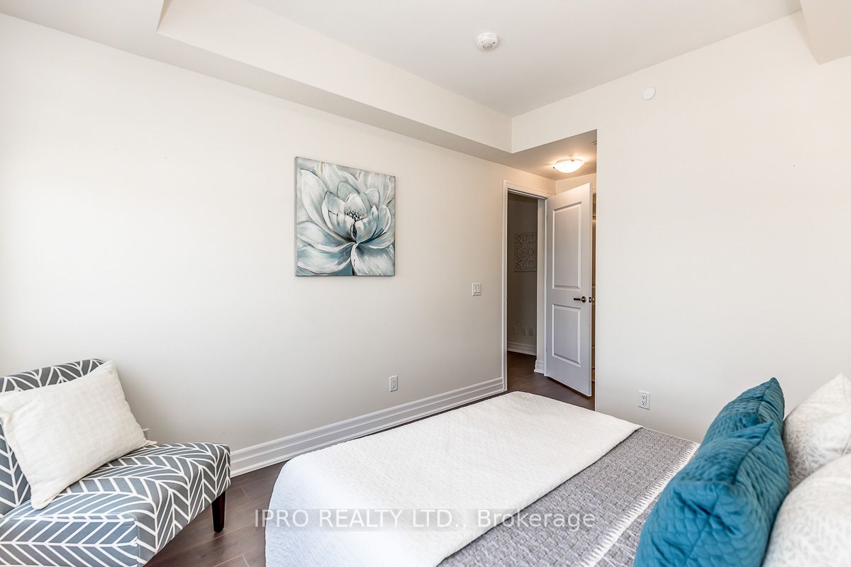 9085 Jane Street, #1910