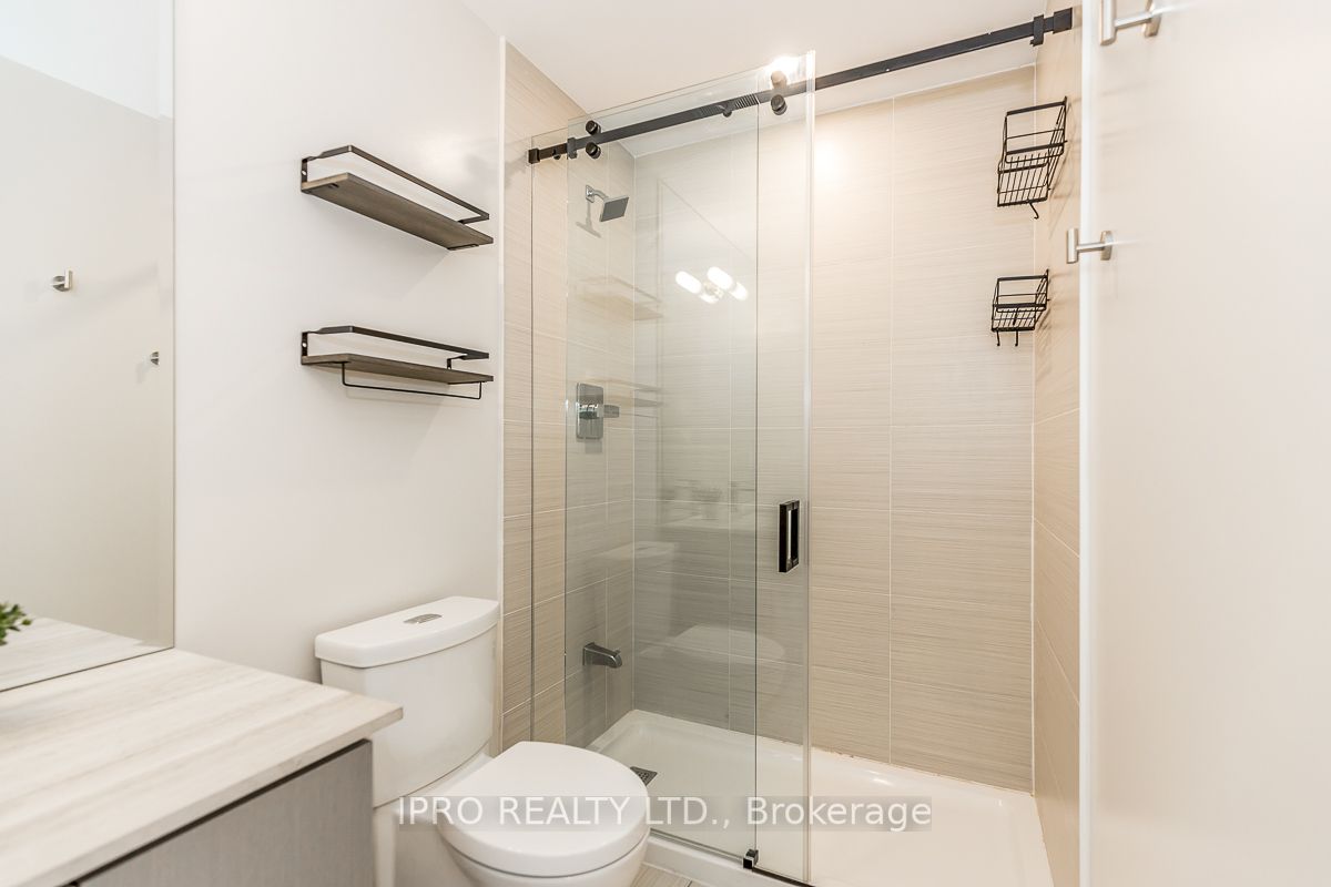 9085 Jane Street, #1910