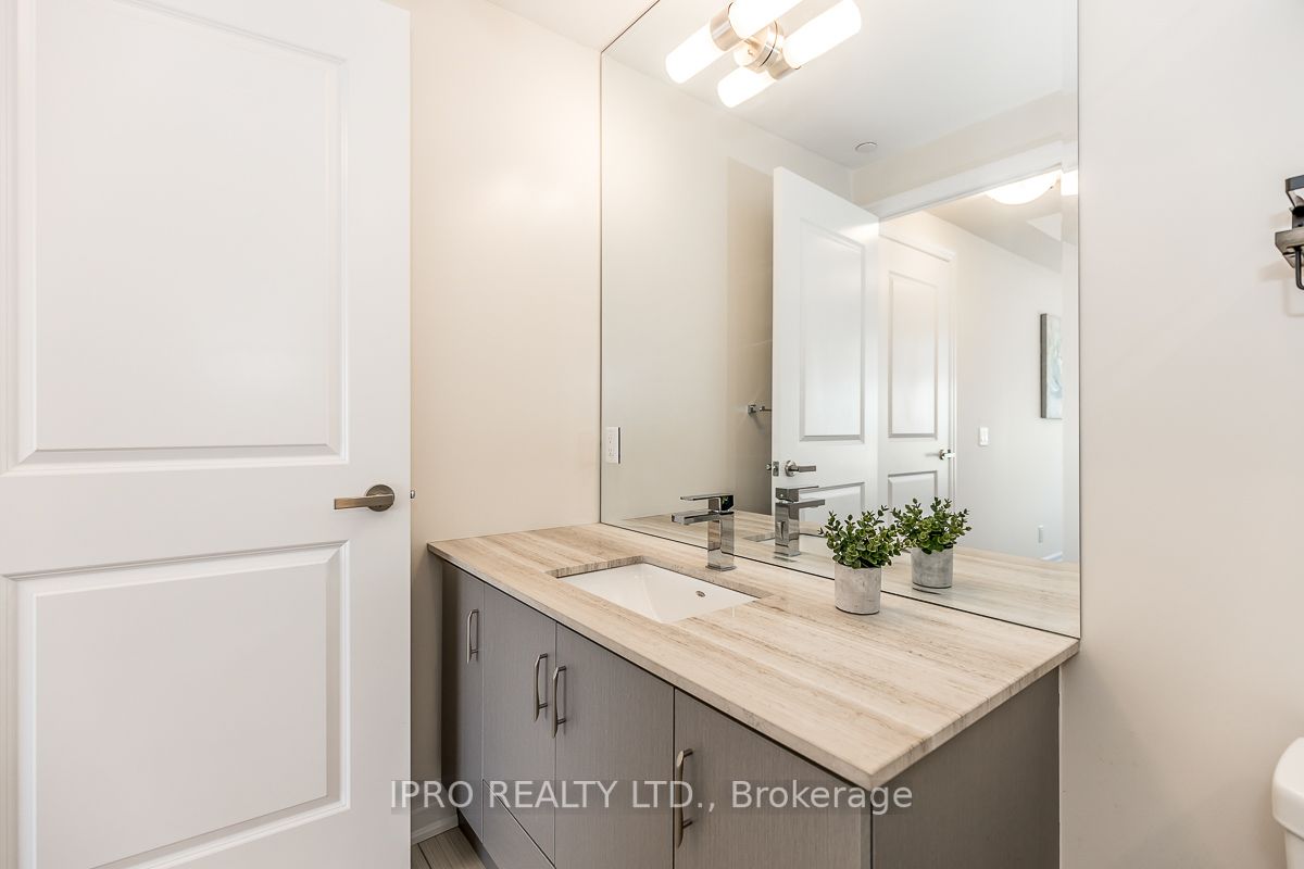 9085 Jane Street, #1910
