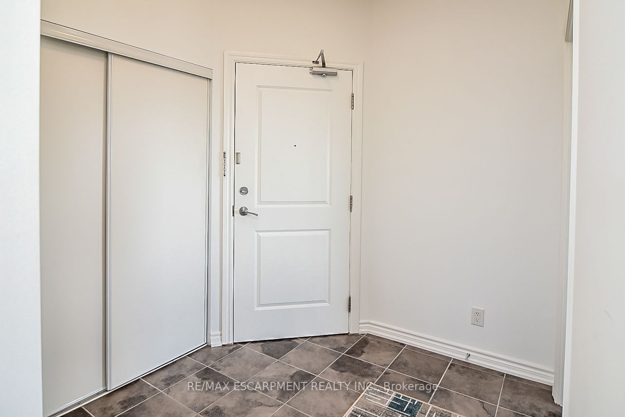 7730 Kipling Ave, #1002