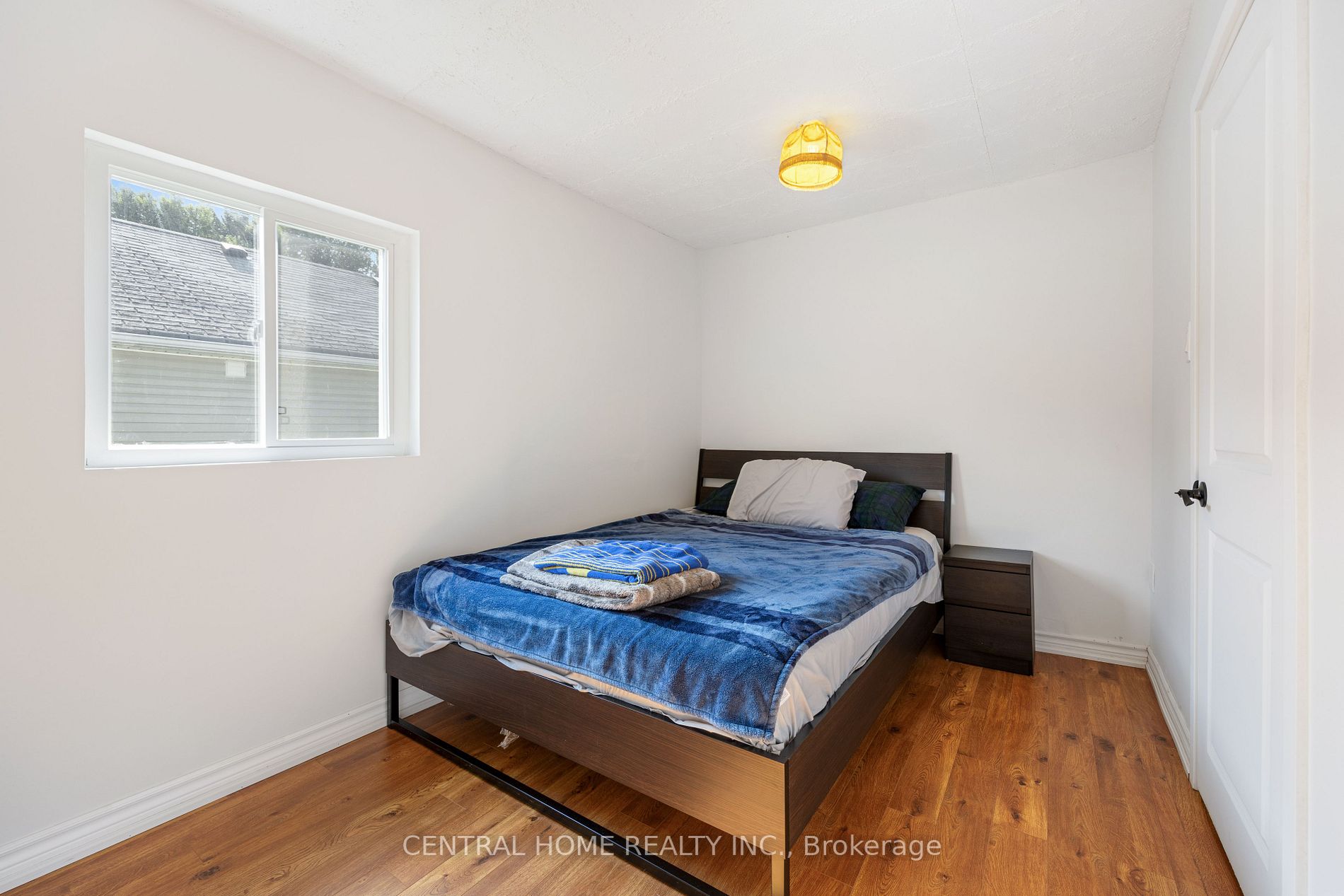 208 Bayview Ave