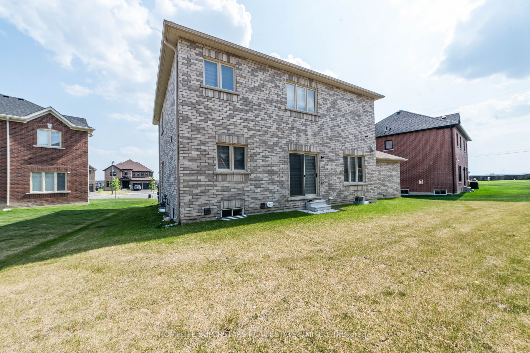 46 Ridgeview Court