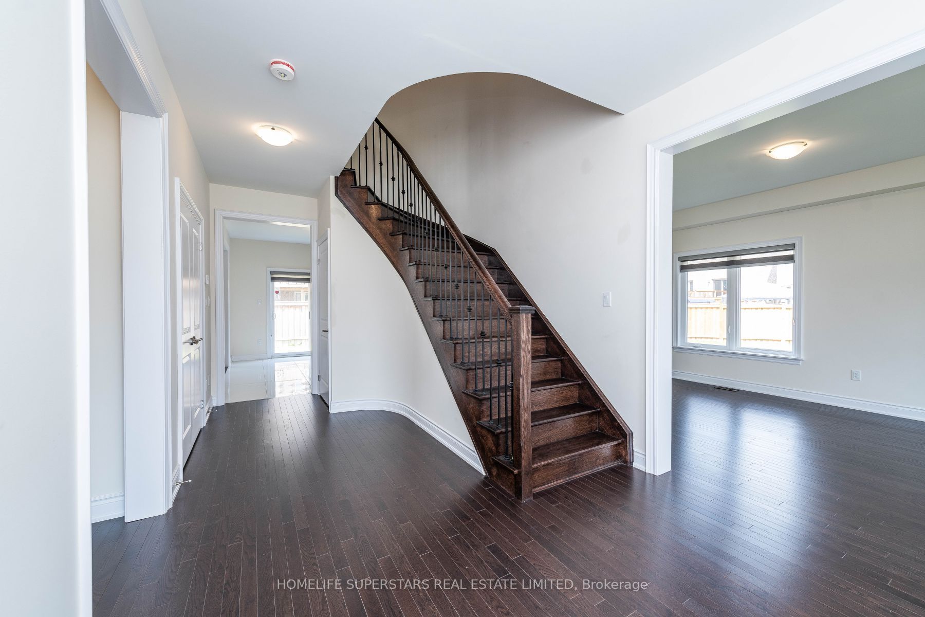 46 Ridgeview Court