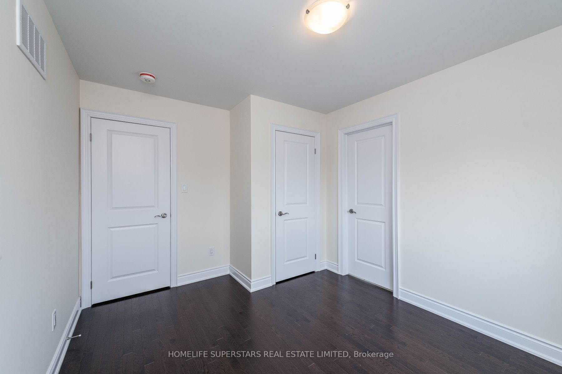 46 Ridgeview Court