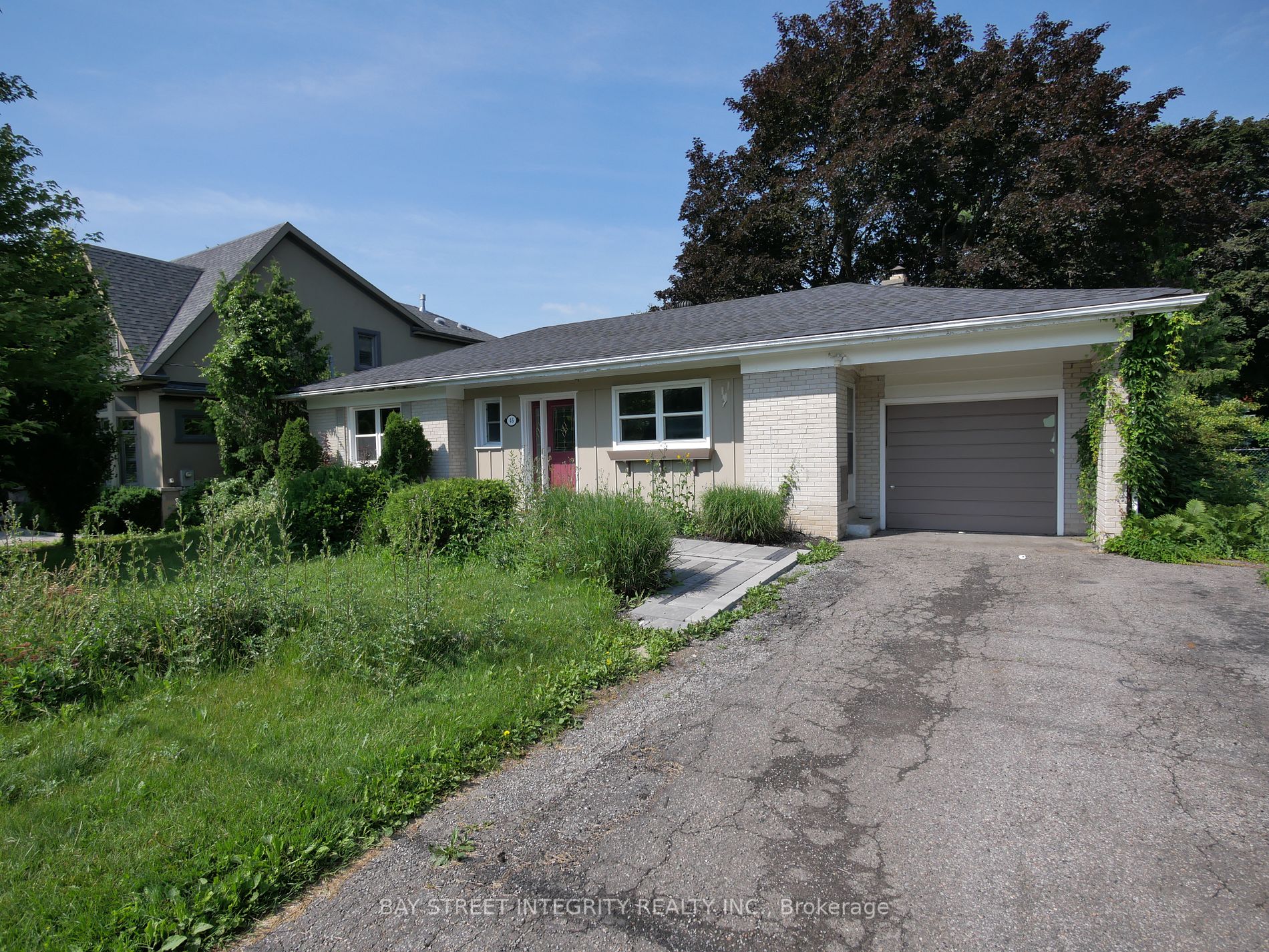 46 Hawkridge Avenue