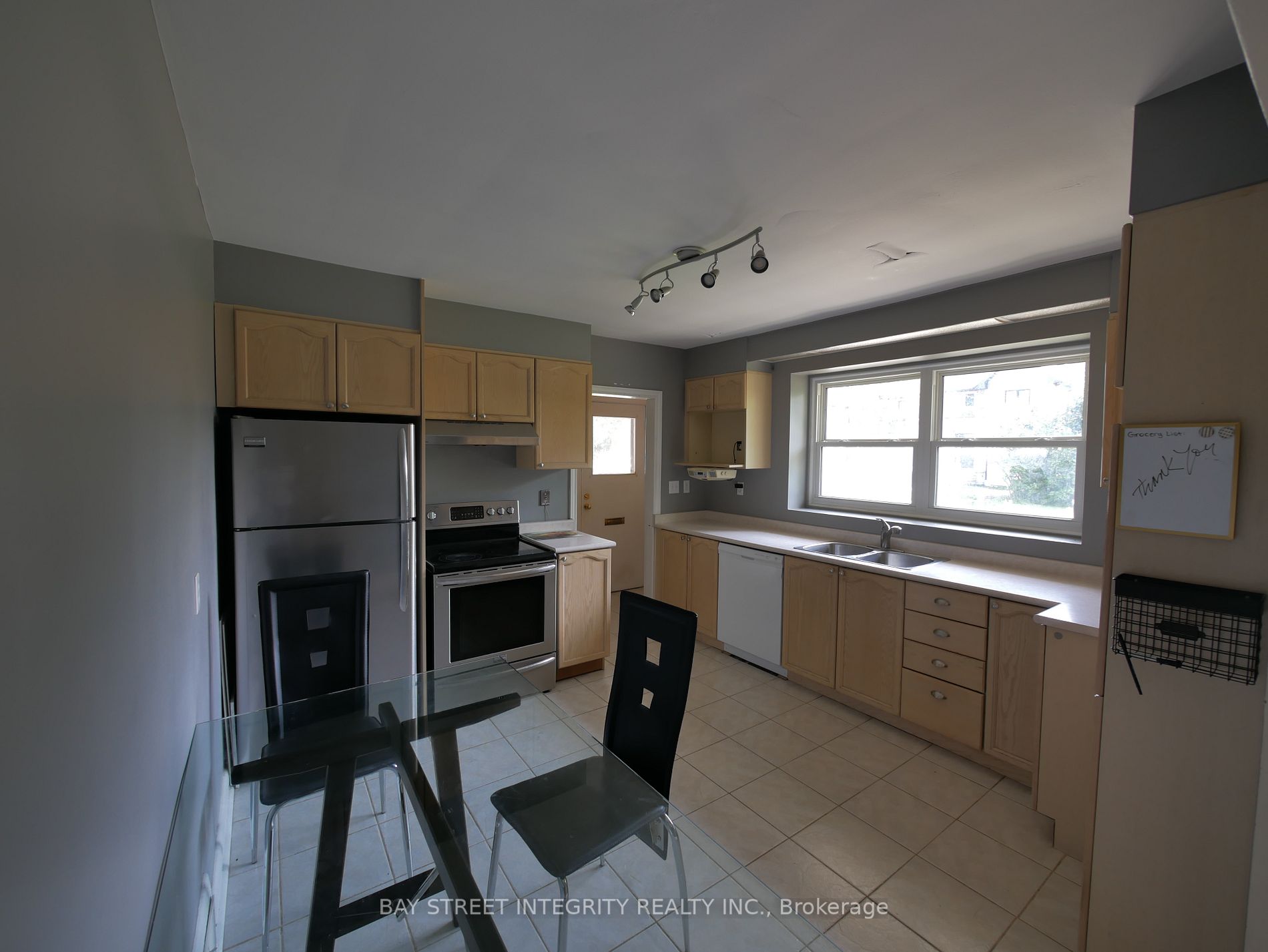 46 Hawkridge Avenue