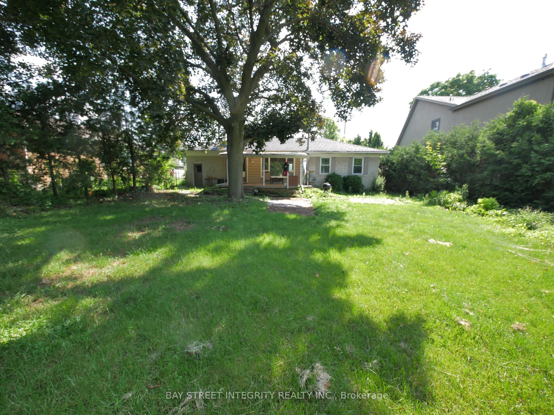 46 Hawkridge Avenue
