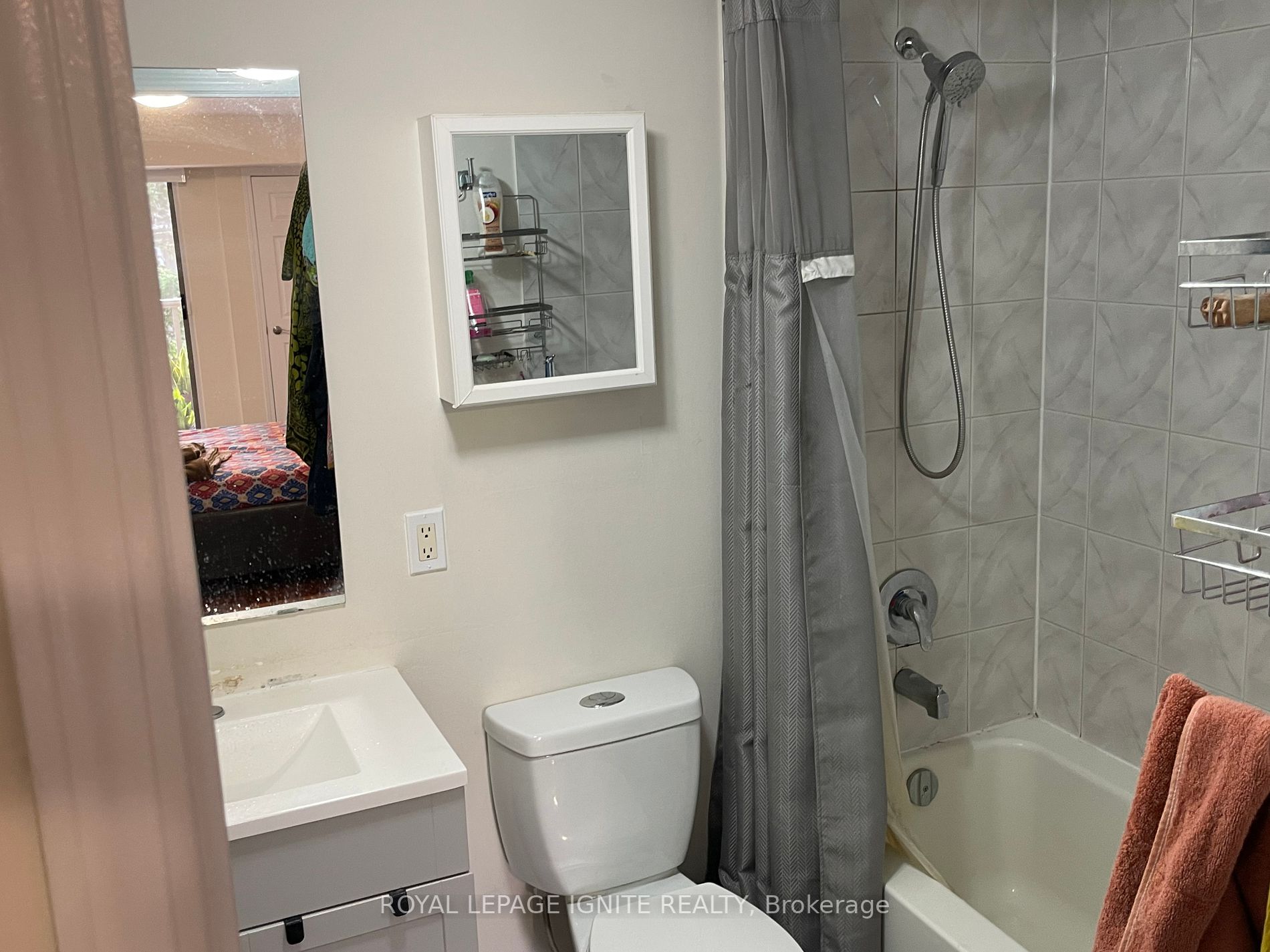 245 Pine Grove Rd, #211