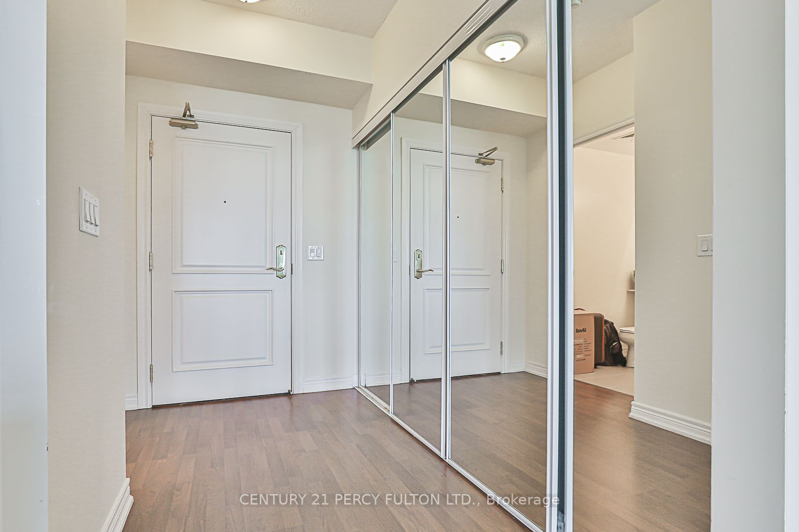 9245 Jane St, #1114