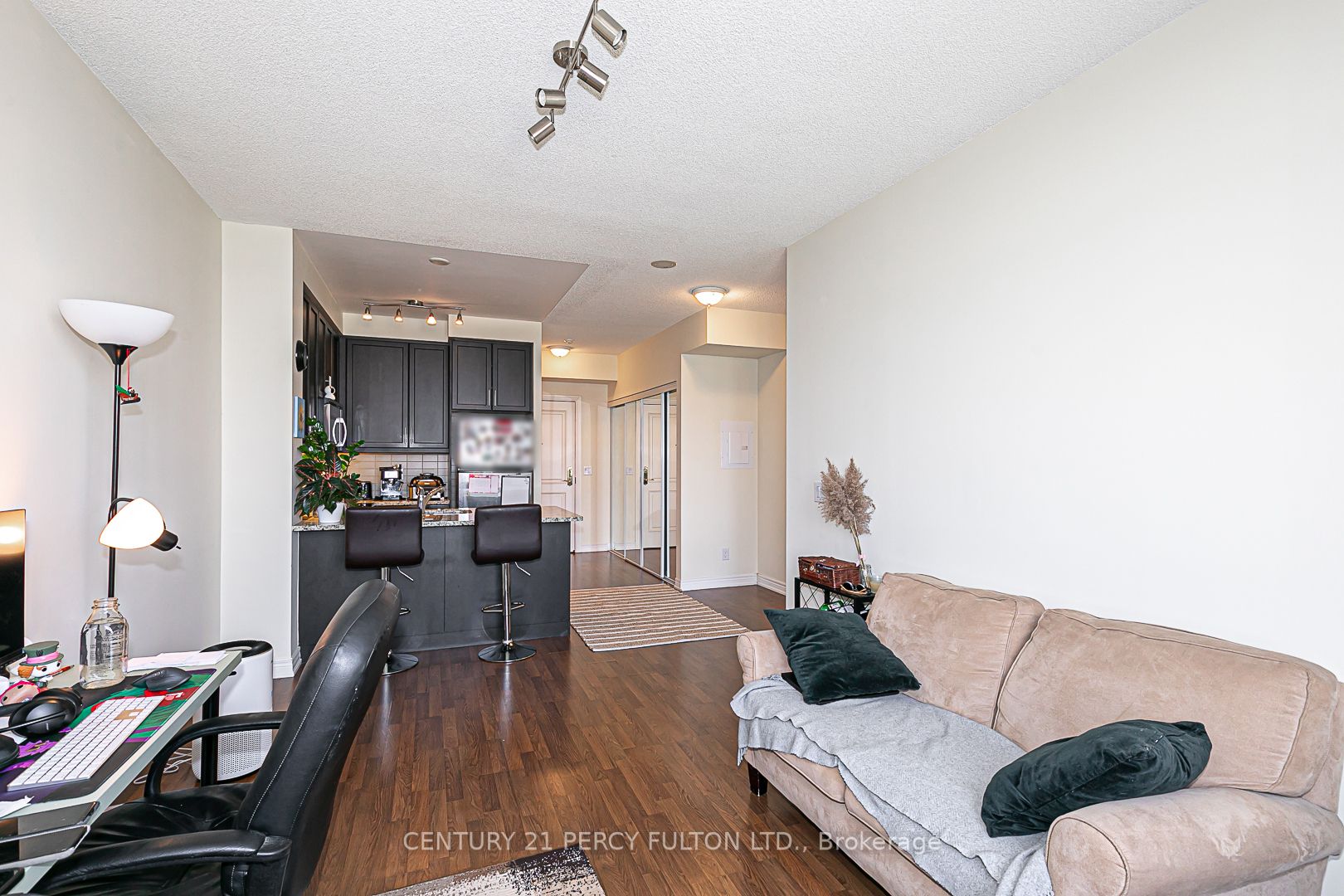 9245 Jane St, #1114